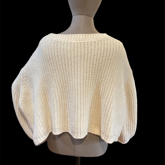 Moth (Anthropologie) Sweater, Cream, Yak blend, Size Medium - Picture 2 of 11